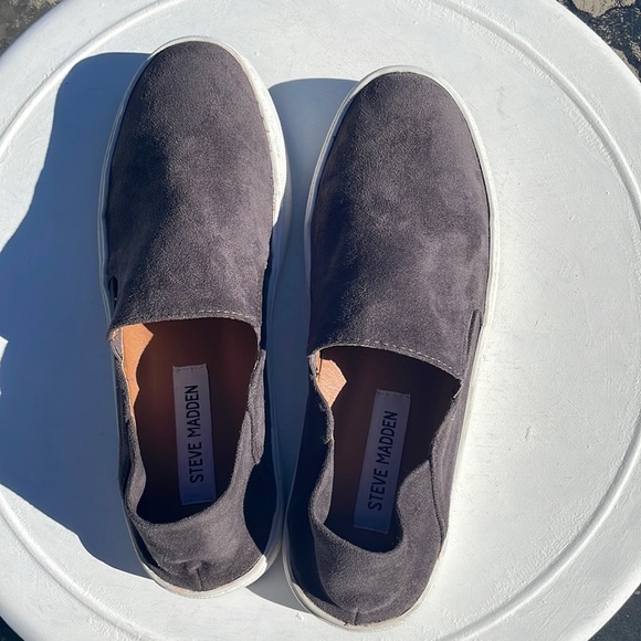 Steve Madden Fayna Womens 7.5 Gray Faux Fabric Kick Down Heel Comfort Flats - Picture 5 of 8